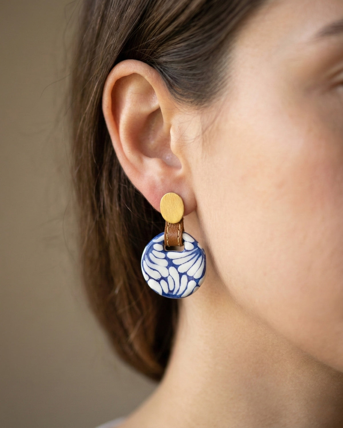 ARETE BASE DORADA PIEL Y CIRCULO TALAVERA